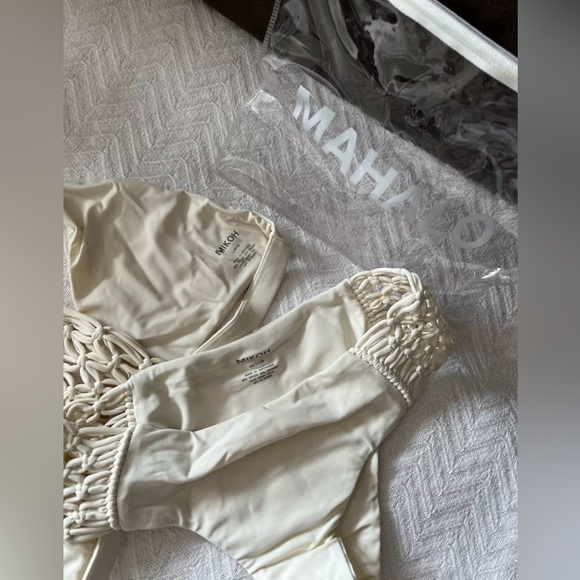 MIKOH

NWOT | Floripa Top (L) & Tamarindo Bottom Bikini (M)

Bone Edition - Picture 4 of 7